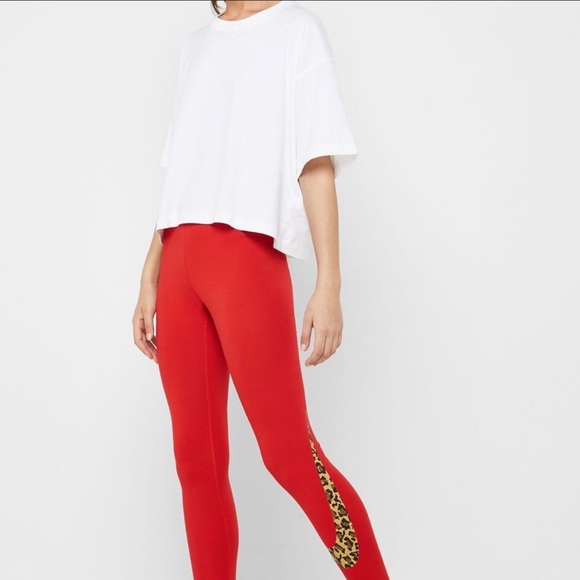 red tights nike
